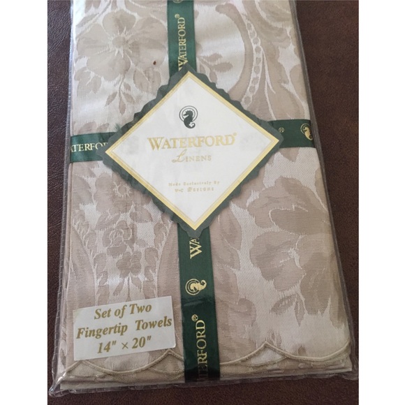 NWT Waterford set of 2 fingertip towels 14x20 - Picture 2 of 5